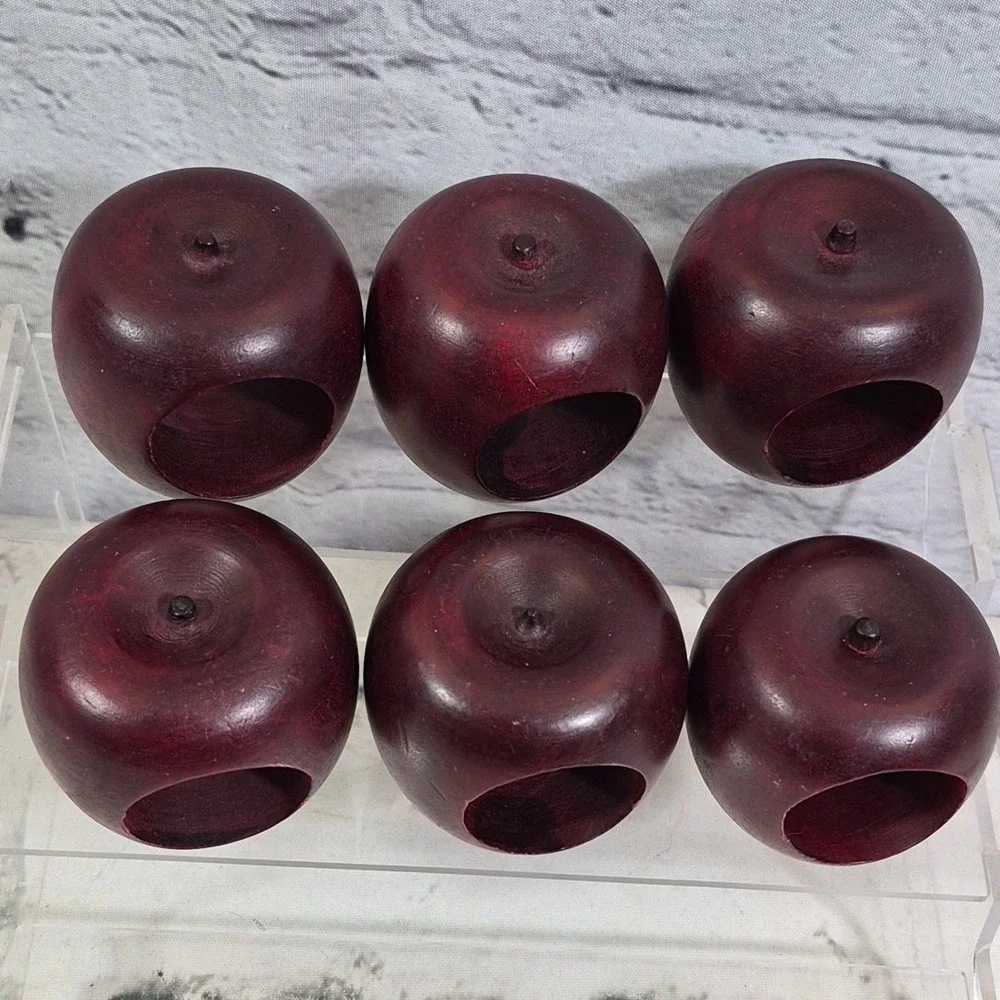 Red Apple Shaped Wooden Napkin Ring Holders Set of 7 Autumn‎ Harvest Fall Decor